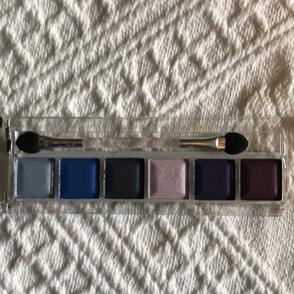 City Colors Purple/Blue Eyeshadow Palette